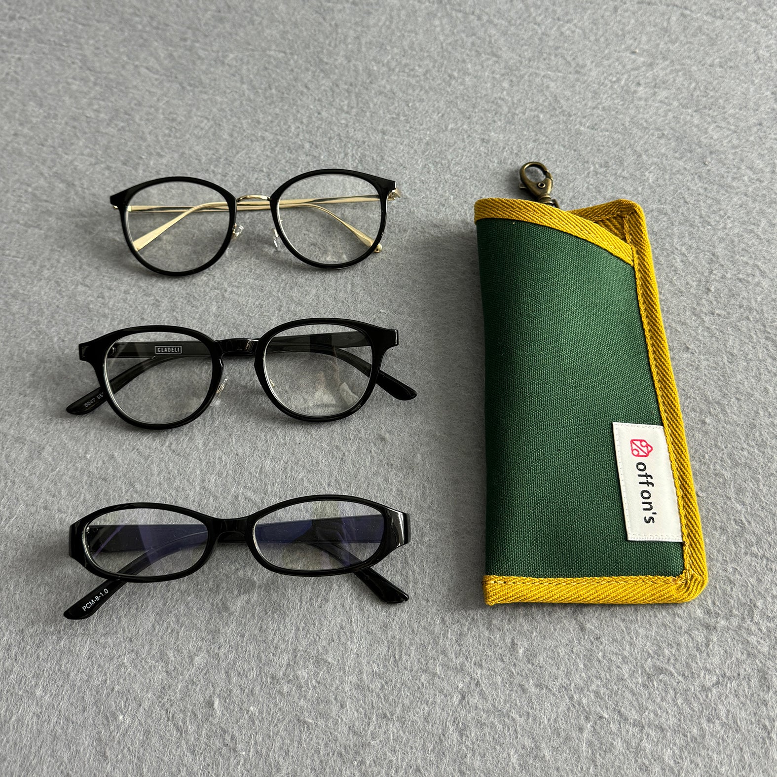 フックピック眼鏡ケース