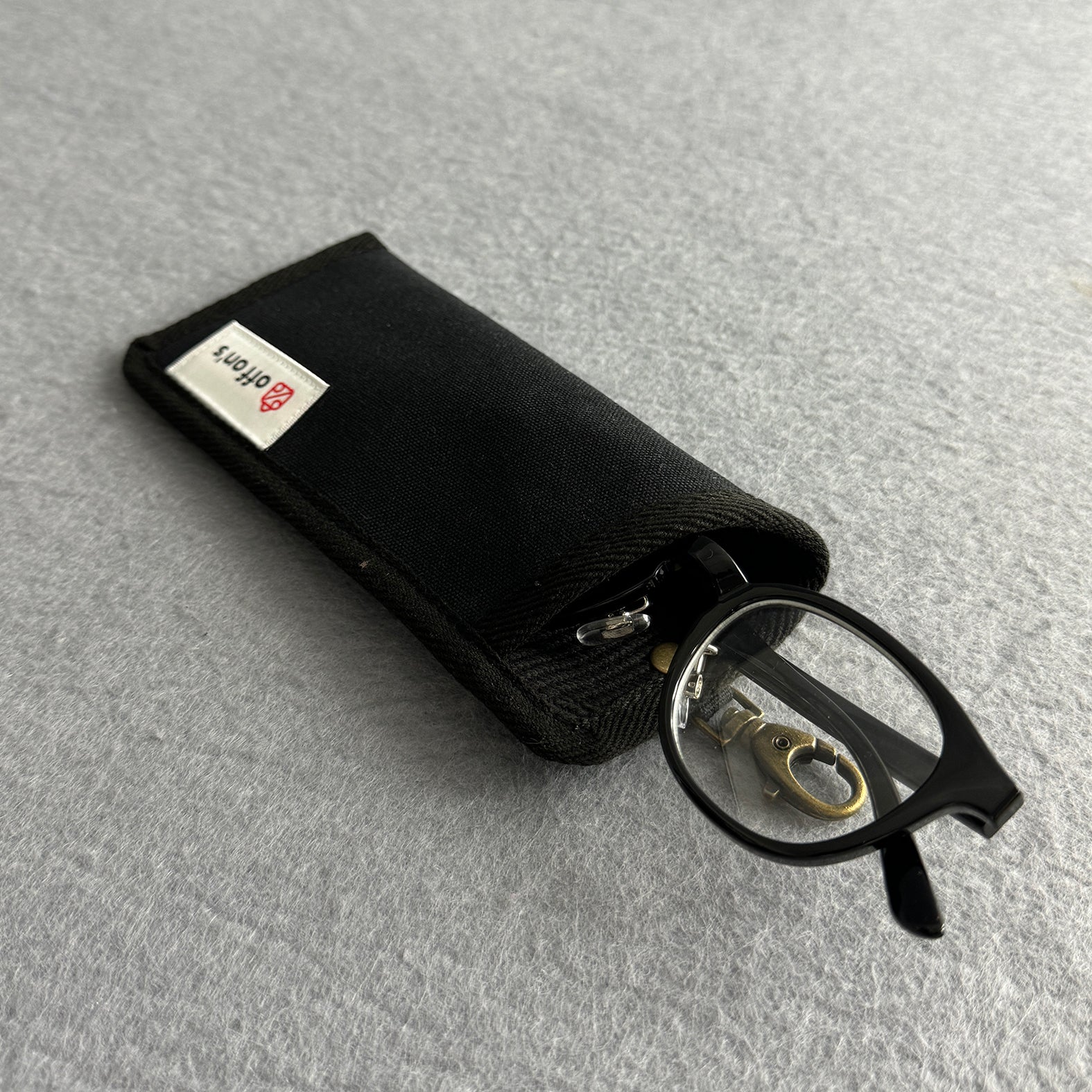 フックピック眼鏡ケース
